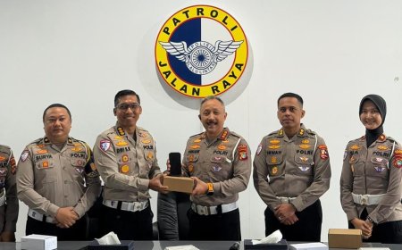 Korlantas Polri Distribusikan 15 Unit ETLE Handheld ke Polda Babel Perkuat Pengawasan dan Penindakan Pelanggaran Lalin