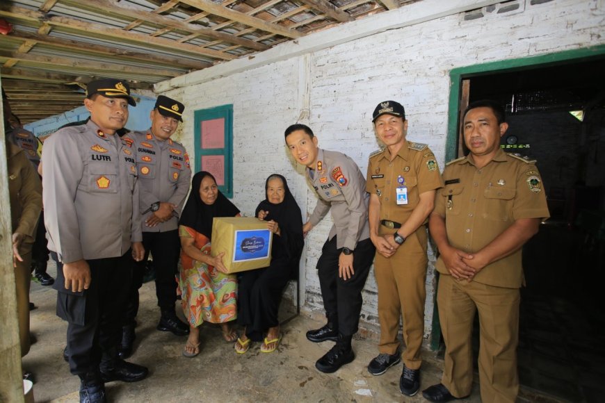 Kapolres Madiun Salurkan Bantuan Sosial, Hadirkan Kepedulian untuk Warga Lansia Desa Bolo