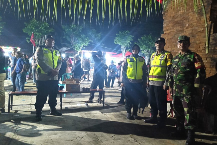 Peringati HUT ke-53 PDI Perjuangan, Polsek Balerejo Amankan Pagelaran Wayang Kulit di Babadan Lor