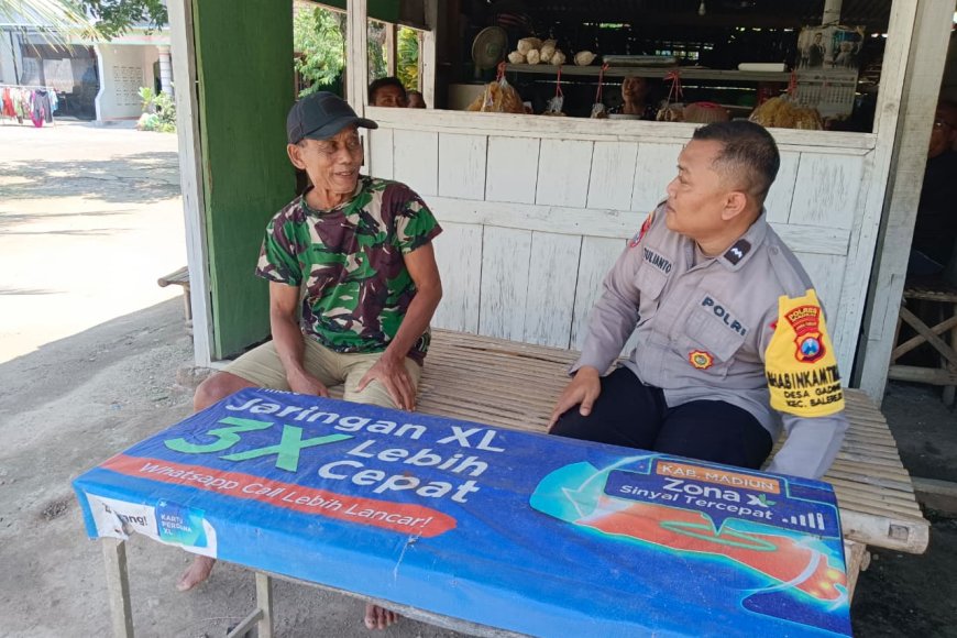 Sinergi di Desa Gading, Bhabinkamtibmas Ajak Masyarakat Perkuat Siskamling dan Ketahanan Pangan Mandiri