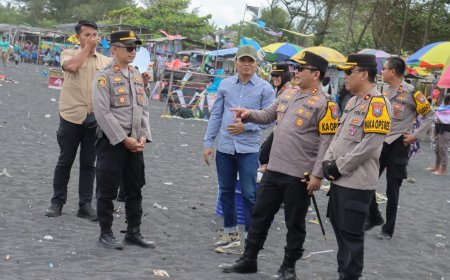 Polres Lumajang Tingkatkan Pengamanan Wisata Pantai Watu Pecak