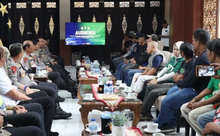 Kapolda Jatim Satukan Aremania - Bonek, Sepakat Tak Ada Rivalitas di Luar Lapangan