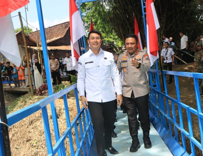 Polres Tuban Bangun Jembatan Merah Putih Presisi, Bupati : Berkat Kepedulian dan Kehadiran Polri di Tengah Masyarakat