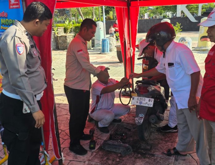 Peringati May Day, Polres Probolinggo Buka Layanan Bengkel Gratis dan Samsat Keliling