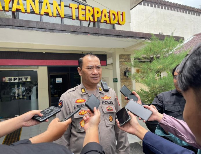 Polres Malang Ungkap Pembalakan Hutan, Truk Bermuatan Kayu Diamankan