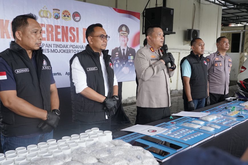 Polres Mojokerto Kota Amankan Barang Bukti Ungkap Narkoba Senilai 1,1 Miliar