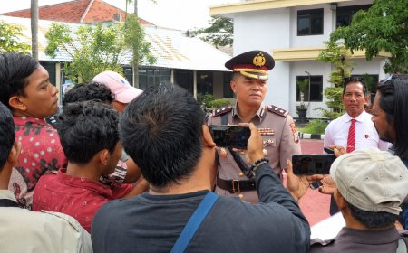 Polres Nganjuk Amankan Dua Tersangka Pengedar Narkoba Lintas Daerah dan 210,03 gram Sabu
