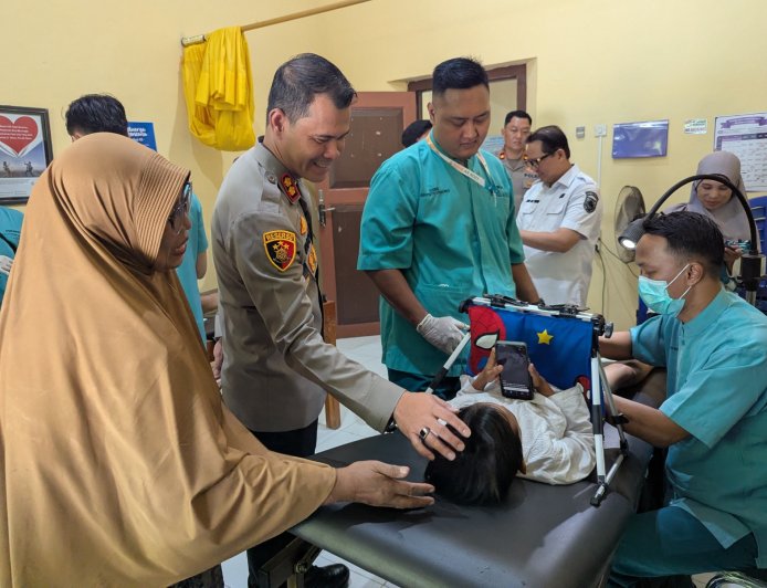 Polri Untuk Masyarakat : Polres Probolinggo Kota Gelar Khitan Gratis Sambut Hari Bhayangkara ke-80