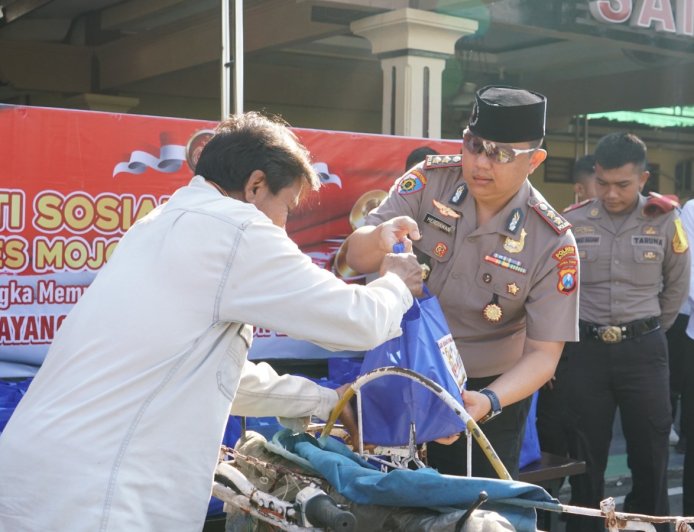 Sambut Hari Bhayangkara Ke-80, Polres Mojokerto Kota Gelar Pemeriksaan Kesehatan Gratis