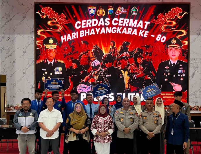 Peduli Pendidikan, Polres Blitar Gelar Lomba Cerdas Cermat Pelajar Sambut Bhayangkara ke-80
