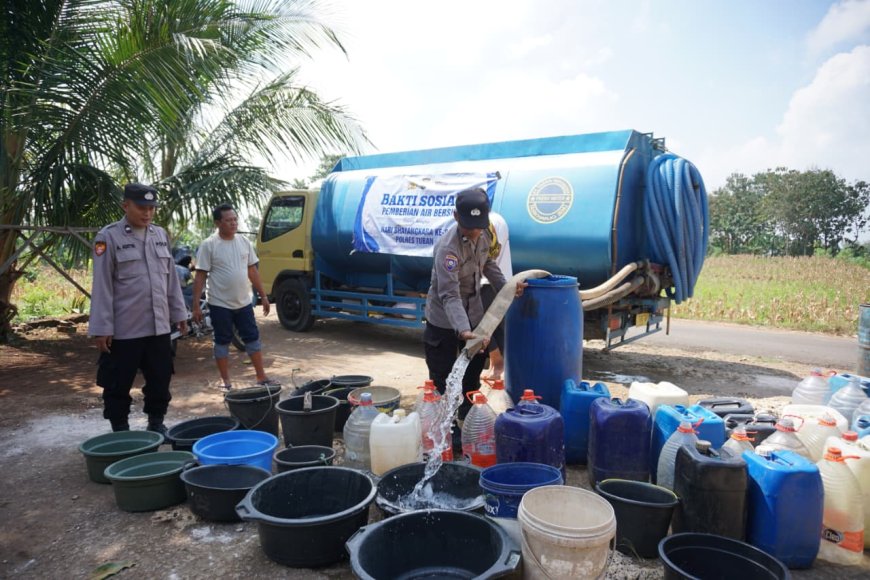 Polres Tuban Gelar Baksos Sambut Hari Bhayangkara ke 80, Droping 40 Ribu Liter Air Bersih di 3 Desa