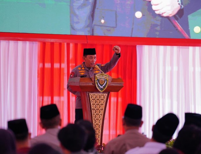 Hadiri Penutupan Diklatsarnas Brigade Persis, Kapolri Serukan Jaga Persatuan-Kesatuan