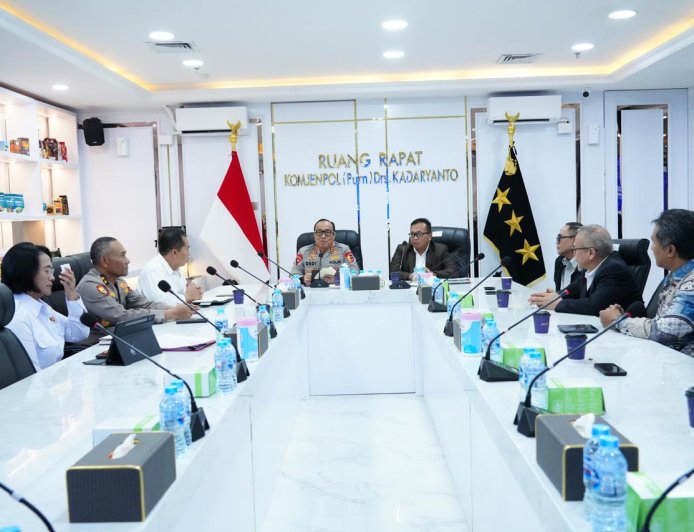 Wakapolri Raih Penghargaan The Visionary Leader of National Security, Akademisi Apresiasi Reformasi dan Transformasi Polri