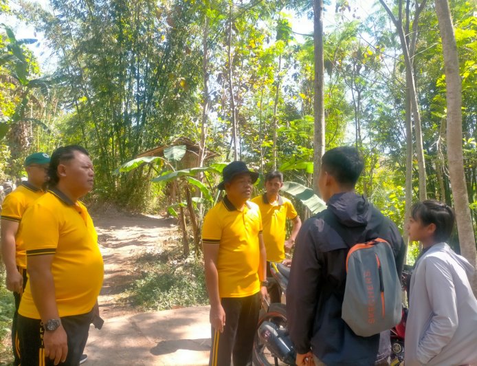Respon Cepat Call Center 110 Polres Bondowoso Selamatkan 2 Warga Tersesat di Puncak Mahadewa Curahdami